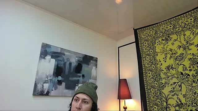 Snapshot of Aria_and_orien chatting on 10/22/25, 11:10 Aria and orien online show from 10/22/25, 11:10