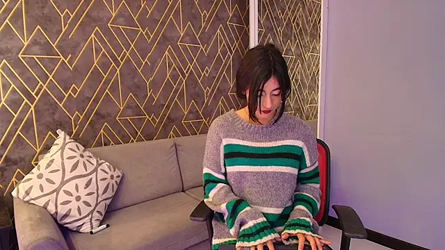 Tahara Romanov online show from 03/10/25, 11:53