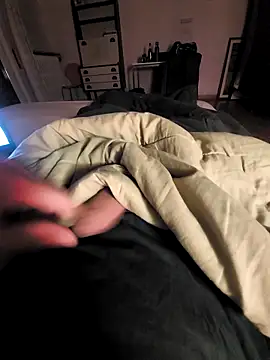 Cazzettostorto99 online show from 10/09/25, 09:46