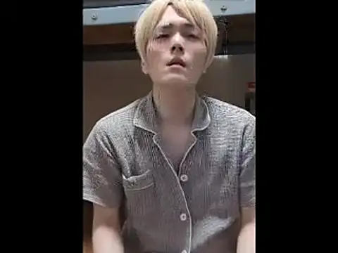 Snapshot of mgnhiroyuki chatting on 05/31/26, 05:59 mgnhiroyuki online show from 05/31/26, 05:59