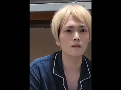 Snapshot of mgnhiroyuki chatting on 06/22/26, 04:04 mgnhiroyuki online show from 06/22/26, 04:04