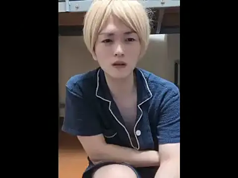 Snapshot of mgnhiroyuki chatting on 07/11/26, 05:32 mgnhiroyuki online show from 07/11/26, 05:32