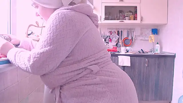 Snapshot of SoftLia chatting on 02/09/25, 06:43 SoftLia online show from 02/09/25, 06:43