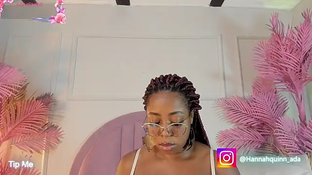 Hanaahquinn online show from 04/25/26, 11:57