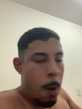 Snapshot of fernandofn chatting on 03/21/25, 04:40 fernandofn online show from 03/21/25, 04:40