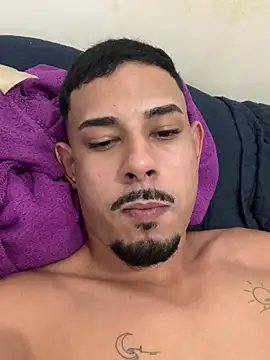 Snapshot of fernandofn chatting on 03/22/25, 04:47 fernandofn online show from 03/22/25, 04:47