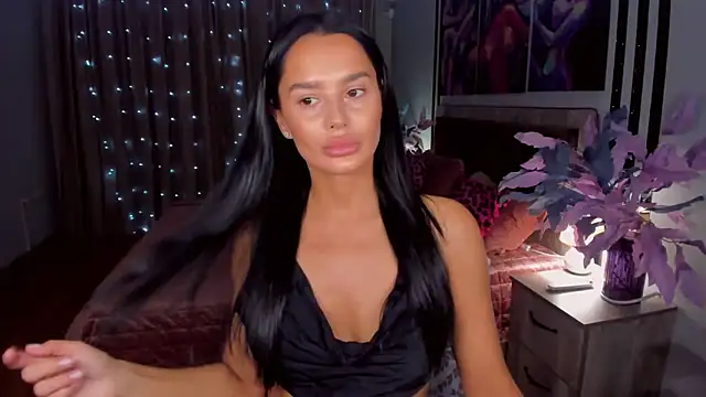 DanaSincere online show from 11/27/25, 03:41