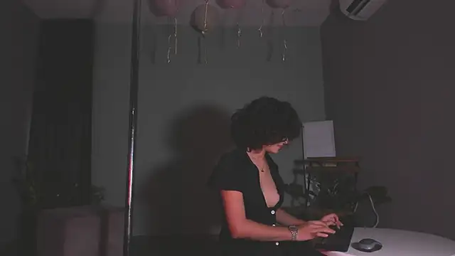 Zoe-S online show from 03/20/25, 01:26