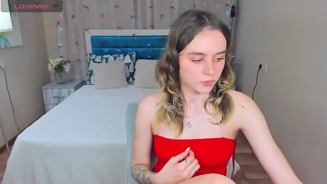 EmelyMason online show from 12/02/25, 01:50