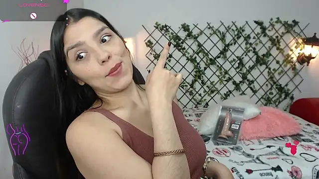 issa  nassar online show from 09/28/25, 02:22