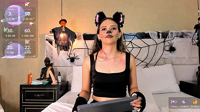 LiliJensen online show from 10/21/25, 06:30