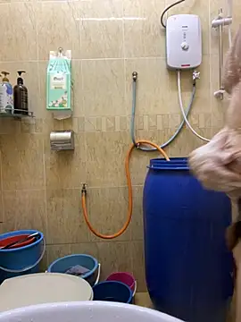 Snapshot of Lam_090123 chatting on 02/26/26, 05:45 Lam 090123 online show from 02/26/26, 05:45