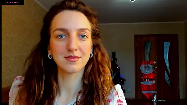 Snapshot of desired_zzoya chatting on 12/23/25, 05:49 desired zzoya online show from 12/23/25, 05:49