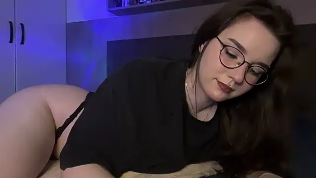 BeeBlossom online show from 03/20/25, 12:40