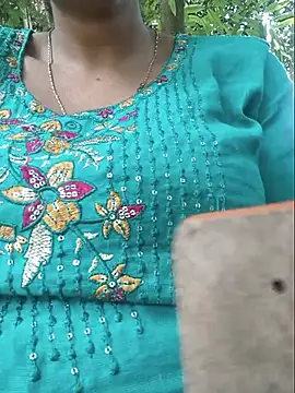 Sexyradha  online show from 05/23/26, 04:29