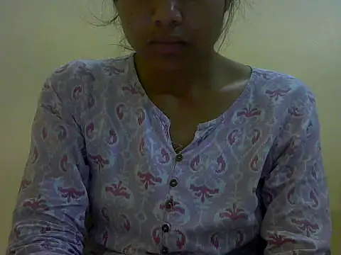 Snapshot of mayra89 chatting on 03/07/26, 04:04 mayra89 online show from 03/07/26, 04:04