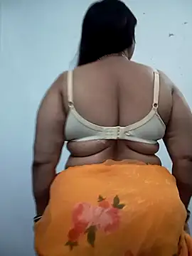 Snapshot of Neha-Bhabhi-Rasily chatting on 05/07/26, 06:19 Neha-Bhabhi-Rasily online show from 05/07/26, 06:19