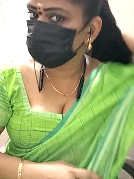 Snapshot of ashmitha chatting on 03/20/25, 03:14 ashmitha online show from 03/20/25, 03:14