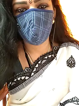 Snapshot of ashmitha chatting on 09/28/25, 04:07 ashmitha online show from 09/28/25, 04:07
