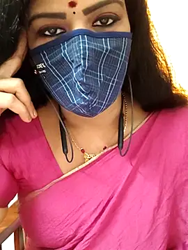 Snapshot of ashmitha chatting on 10/07/25, 03:04 ashmitha online show from 10/07/25, 03:04