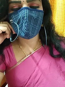 Snapshot of ashmitha chatting on 10/14/25, 03:57 ashmitha online show from 10/14/25, 03:57