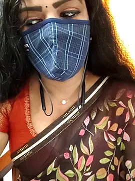 Snapshot of ashmitha chatting on 10/19/25, 06:14 ashmitha online show from 10/19/25, 06:14