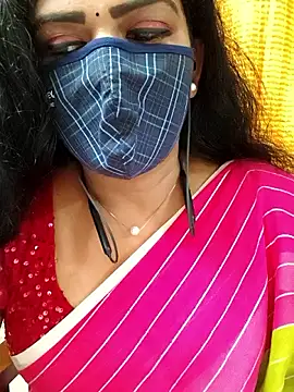 Snapshot of ashmitha chatting on 10/21/25, 10:49 ashmitha online show from 10/21/25, 10:49