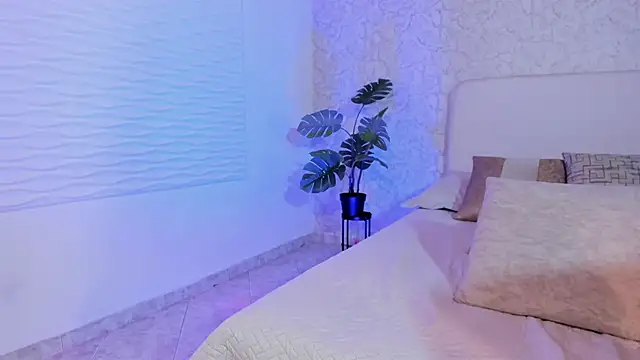alanarouge online show from 05/11/26, 02:45