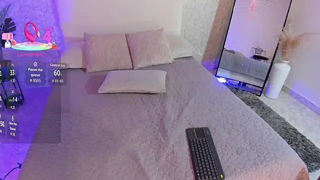 alanarouge online show from 06/25/26, 11:37