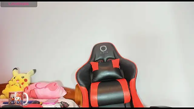 Snapshot of hot-nikol chatting on 02/11/26, 02:05 hot-nikol online show from 02/11/26, 02:05