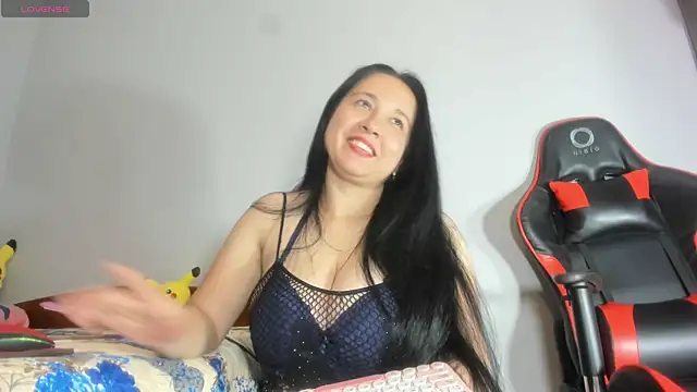 Snapshot of hot-nikol chatting on 03/08/26, 01:59 hot-nikol online show from 03/08/26, 01:59