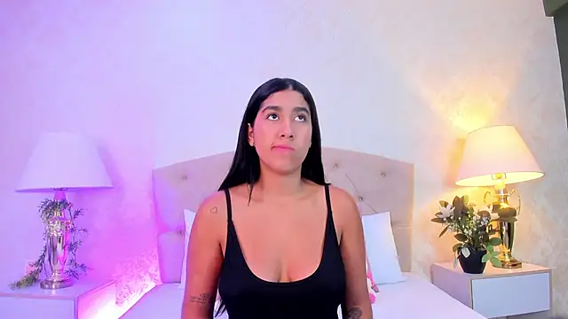 Mia Montess online show from 06/17/26, 12:40