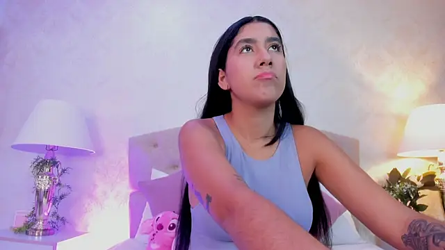 Mia Montess online show from 06/30/26, 12:39