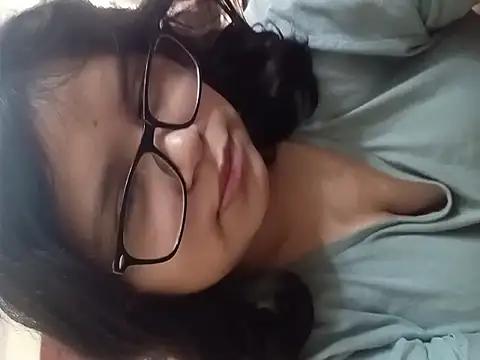 Snapshot of Maferyale chatting on 02/27/26, 06:19 Maferyale online show from 02/27/26, 06:19