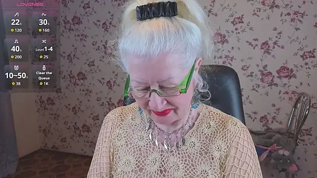 Maya Mayflower online show from 02/08/26, 02:48