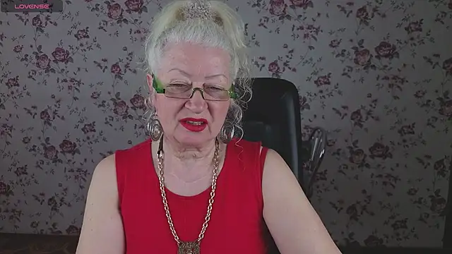 Maya Mayflower online show from 05/03/26, 03:12