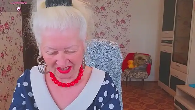 Maya Mayflower online show from 06/11/26, 03:26