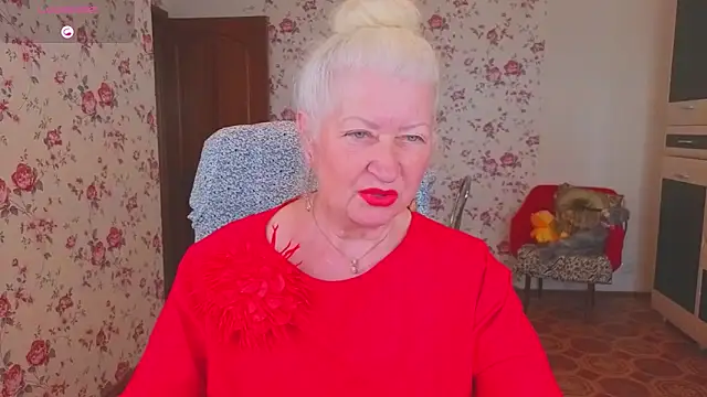 Maya Mayflower online show from 06/12/26, 03:49