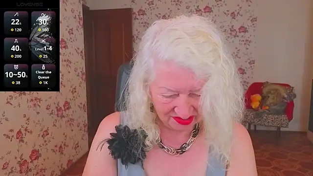 Maya Mayflower online show from 06/13/26, 03:37