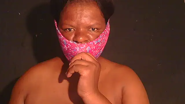 Snapshot of ebony_rose11 chatting on 02/23/26, 08:28 ebony rose11 online show from 02/23/26, 08:28