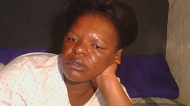 Snapshot of ebony_rose11 chatting on 03/18/26, 05:16 ebony rose11 online show from 03/18/26, 05:16