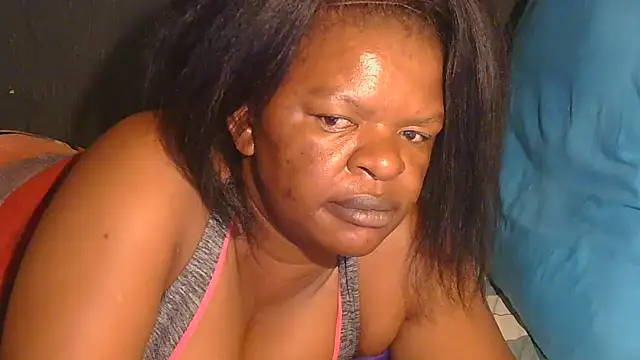 Snapshot of ebony_rose11 chatting on 03/21/26, 02:05 ebony rose11 online show from 03/21/26, 02:05