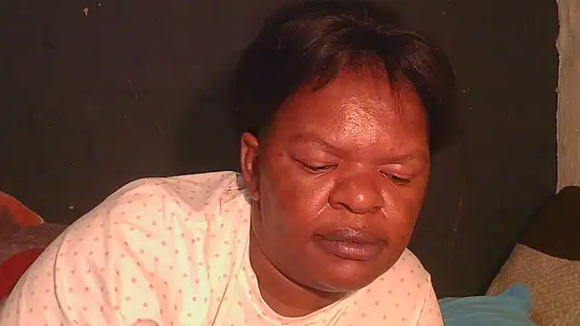 Snapshot of ebony_rose11 chatting on 04/04/26, 01:26 ebony rose11 online show from 04/04/26, 01:26