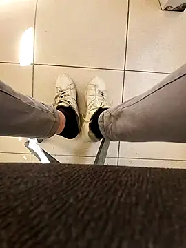 GM51-1988 online show from 03/18/25, 06:37