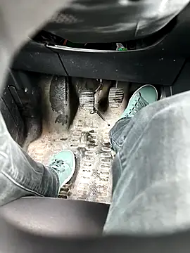 Snapshot of GM51-1988 chatting on 01/15/26, 10:20 GM51-1988 online show from 01/15/26, 10:20