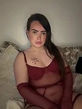 Snapshot of Sophie_23XX chatting on 12/02/25, 06:41 Sophie 23XX online show from 12/02/25, 06:41