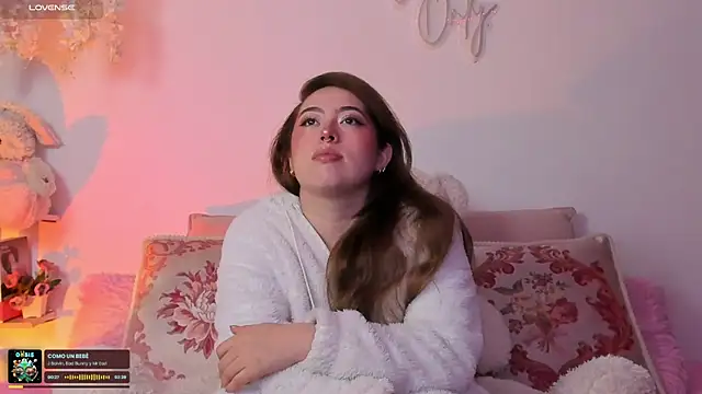 julieta cooper20 online show from 09/17/25, 03:30