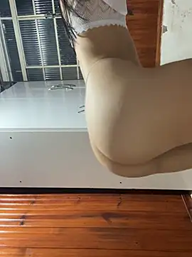 Snapshot of dianagomes2511 chatting on 03/11/25, 03:16 dianagomes2511 online show from 03/11/25, 03:16