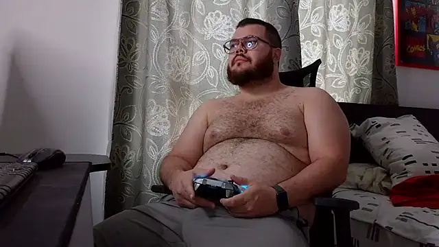 Snapshot of Edmund98 chatting on 02/08/26, 06:55 Edmund98 online show from 02/08/26, 06:55