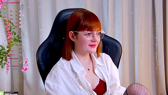 Ashley Nicks online show from 10/27/25, 02:04